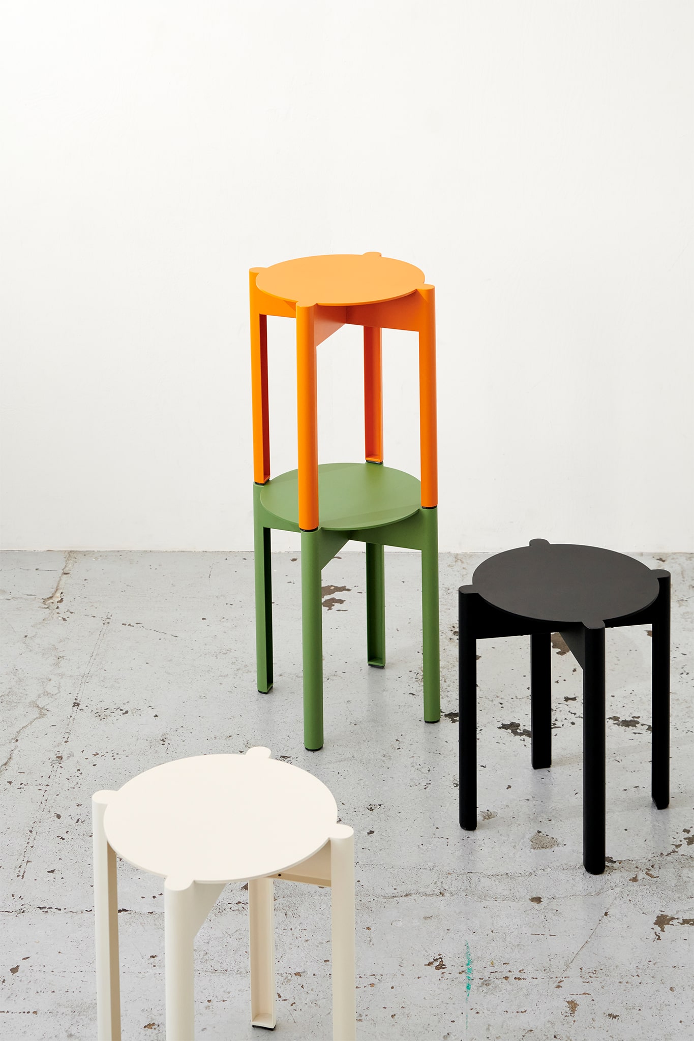 Bolid Stohovatelná stolička