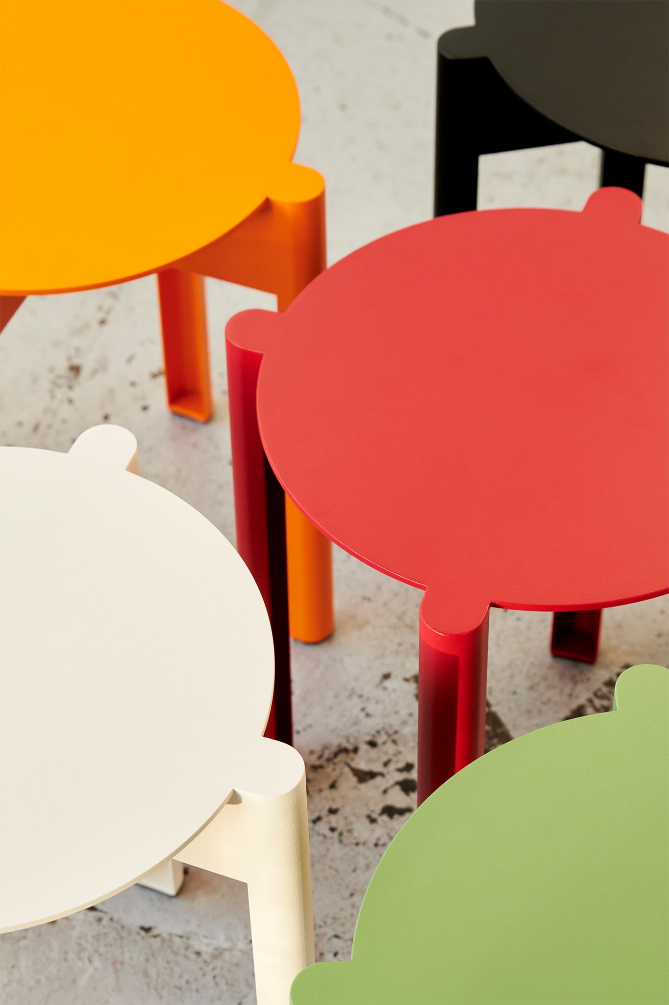 Bolid Stohovatelná stolička