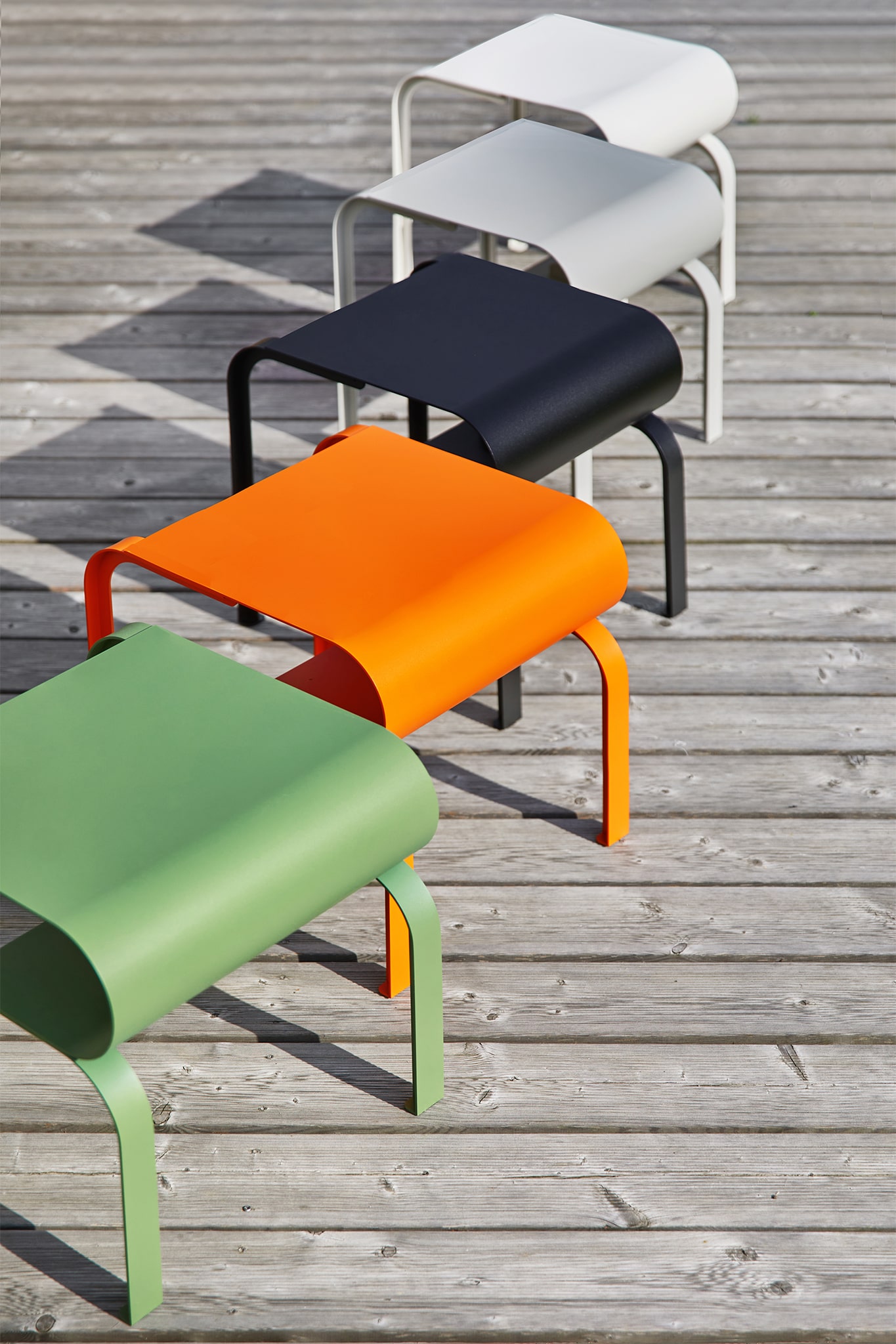 Jupiter Odkládací stolek