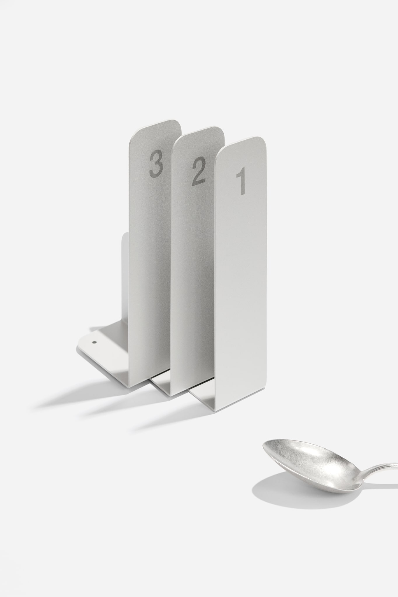 Naos 02 Stojan s čísly